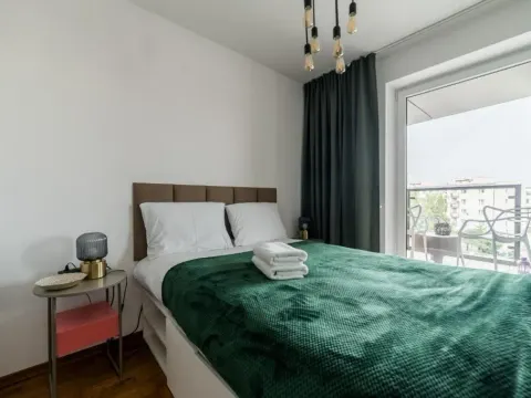 Rynek Jeżycki Signature Studio by BookingHost, photo 2 of 10