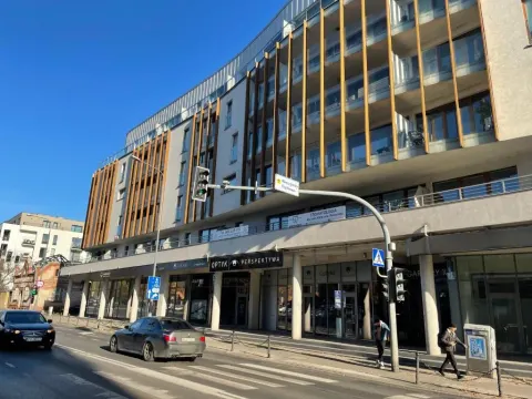 Garbary 100 White Apartment, free parking, self check-in 24h, air-conditioning, photo 2 of 10