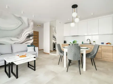 Modern Apartment with AC near Lake Malta by Noclegi Renters, photo 4 of 10