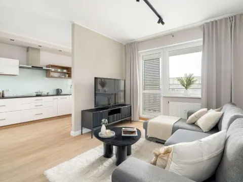 Comfortable Apartment with Parking in Poznań by Noclegi Renters, photo 10 of 10