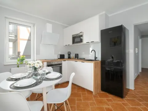 Spacious Apartment Ideal for Families by Noclegi Renters, photo 3 of 10