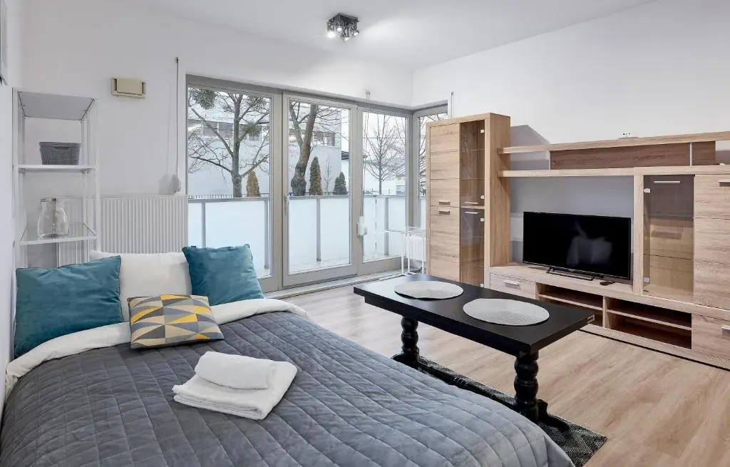 Zawady Comfort Apartment by BookingHost, photo 1 of 10