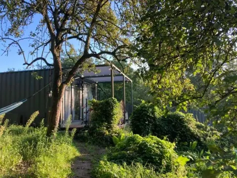 Domy w ogrodzie - Riverfront cabins, photo 7 of 10