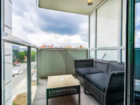 Apartments Poznan Towarowa by Noclegi Renters, photo 3 of 10