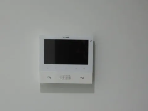 EL Apartments - Polaris, photo 5 of 10
