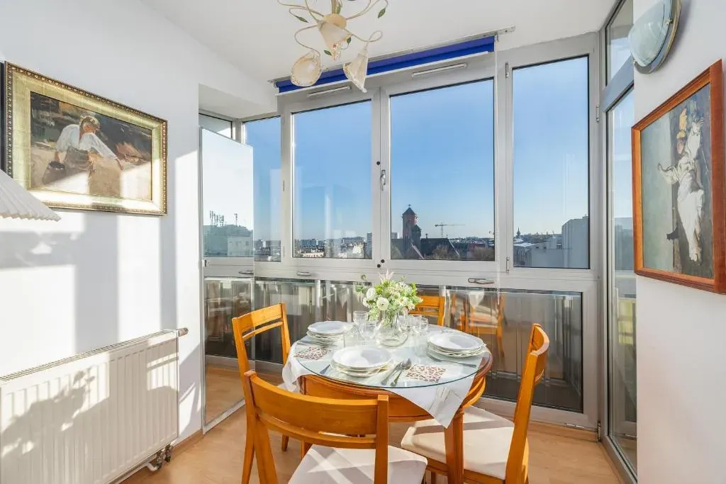 One Bedroom Apartment with Balcony in Poznan by Noclegi Renters, photo 1 of 10
