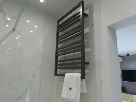 EL Apartments - Polaris, photo 7 of 10