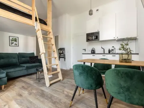 Homewell Apartments Wilson Park II, photo 2 of 10