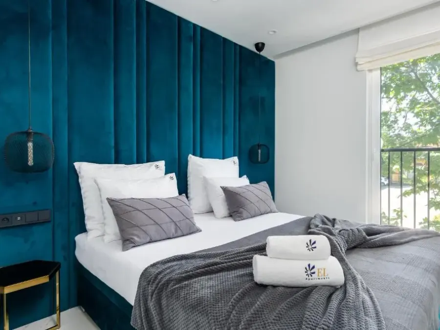 EL Apartments - Castor, photo 1 of 10