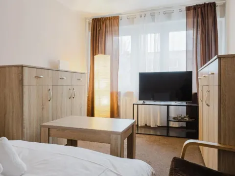 Osiedle Piastowskie Comfort Apartment by BookingHost, photo 5 of 10