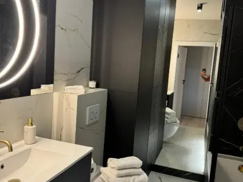 Komfortowy Apartment z jedną sypialnia 60m kw Lokalizacja Poznań Baranowo, photo 6 of 10
