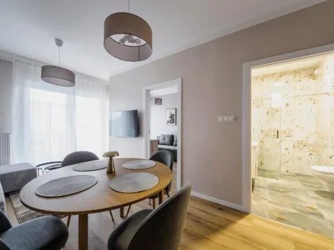 RentPlanet - Apartament Marcelińska, photo 3 of 10
