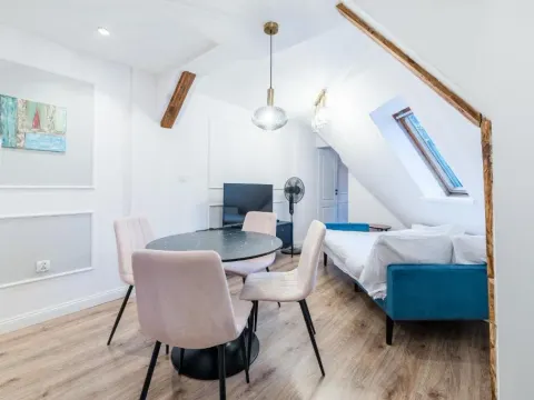 City Old Town View Apartment by BookingHost, photo 7 of 10