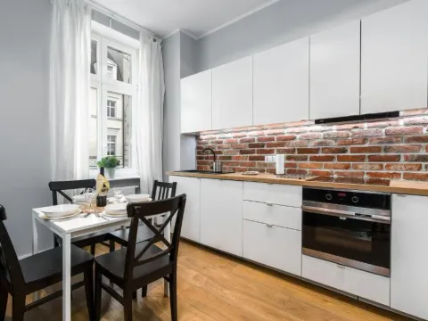 Old Town Apartment Garbary by Noclegi Renters, photo 3 of 10