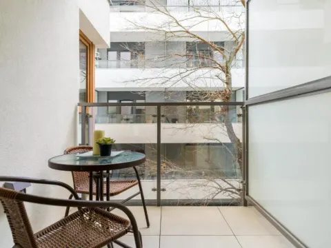 Villa Venecja Apartment Chwaliszewo with FREE GARAGE City Center by Noclegi Renters, photo 3 of 10