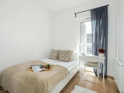 Bright Apartment in Poznań with Parking, Balcony and Desk by Noclegi Renters, photo 2 of 10