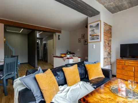 Loftowy Apartament przy stawie, blisko Zoo, Aquaparku i lasów - parking dla 2 aut, photo 5 of 10