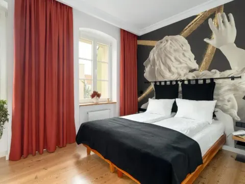 Schoeps Residence Stylowe Apartamenty Blisko Starego Rynku by Noclegi Renters, photo 4 of 10