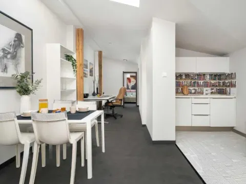 Two-level Apartment with Air Conditioning and Workspace close to the City Center by Noclegi Renters, photo 3 of 10