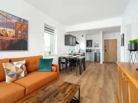Elegancki Apartament Niedaleko Parku w Poznaniu z Tarasem i Parkingiem by Noclegi Renters, photo 7 of 10