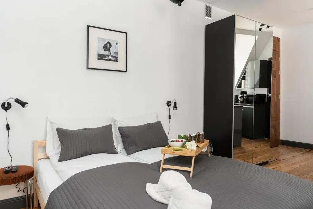Wood and Grey Apartment - Strzałowa 3 Poznań by Noclegi Renters - SELF CHECK IN 24H, photo 1 of 10