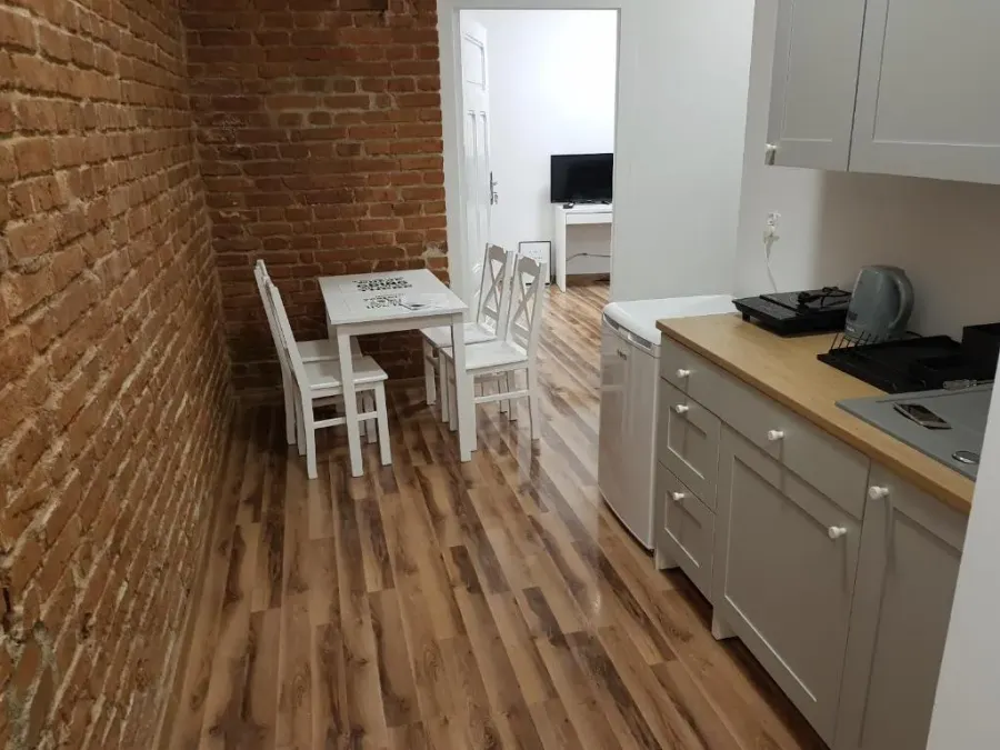 Apartament nr 15 - 2 pokoje z 2 łazienkami Centrum Parking gratis!, photo 1 of 10