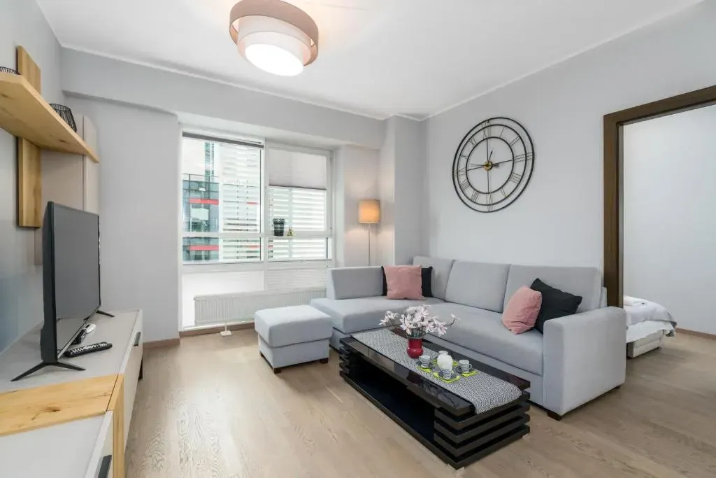 Apartments Poznan Towarowa by Noclegi Renters, photo 1 of 10