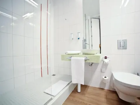 Platinum Apartments Aparthotel, photo 8 of 10