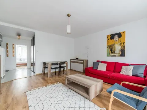 Osiedle Śmiałego Serene Apartment by BookingHost, photo 4 of 10