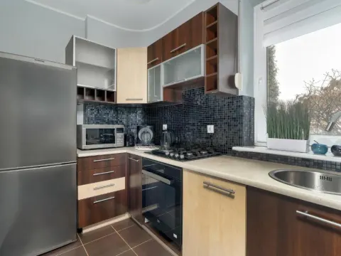 Dwupoziomowy Apartament Żmigrodzka z Tarasem w Poznaniu by Noclegi Renters, photo 5 of 10