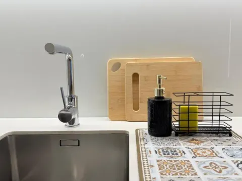 Ruzop Apartament - Modern studio in center, self check-in, WiFi, photo 8 of 10