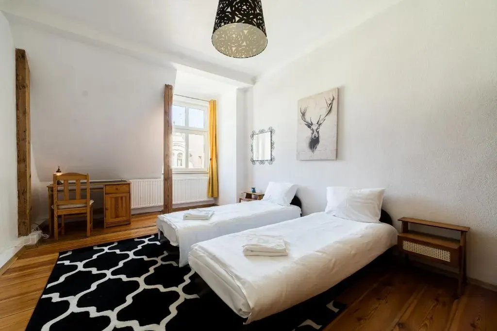 Kopernika Old Town Homely Apartment by BookingHost, photo 1 of 10
