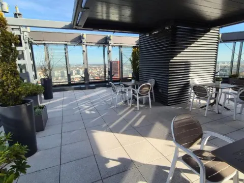 Towarowa 39 London Apartment, free parking, air-conditioning, self check-in 24h, photo 2 of 10