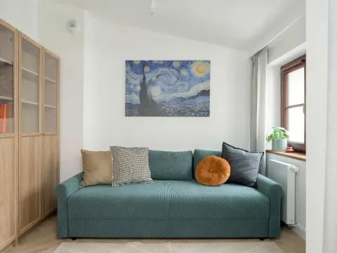 Przestronny Apartament z Biurkiem w Centrum Poznania Blisko Rynku i Parku by Noclegi Renters, photo 3 of 10