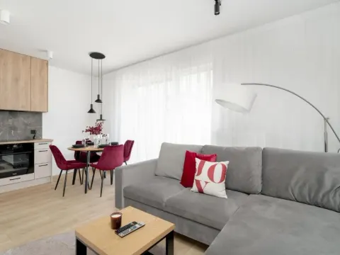 Apartament w Zielonej Okolicy Poznania z Parkingiem by Noclegi Renters, photo 10 of 10