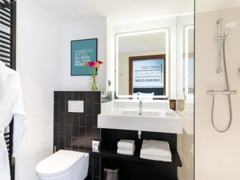 Park Inn by Radisson Poznan, photo 8 of 10