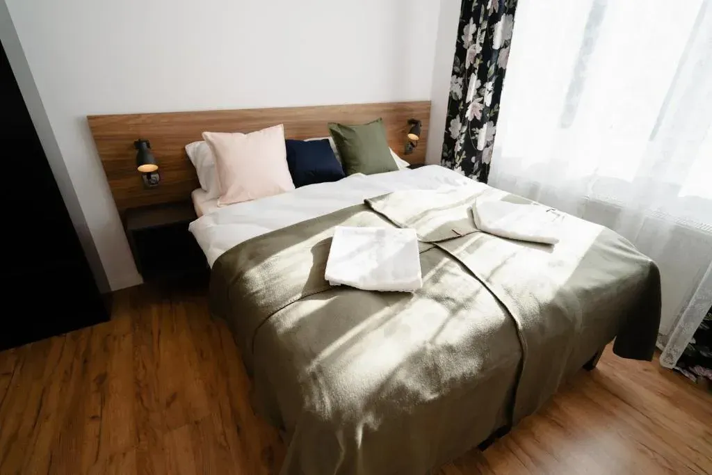 Elegant Very Berry Studios in Poznań Center by Noclegi Renters, photo 1 of 10