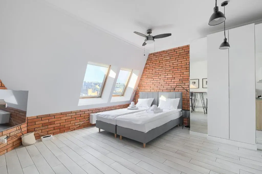 Kwiatowa Loft Apartment by BookingHost, photo 1 of 10