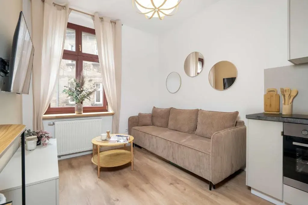 Przytulny Apartament Blisko Rynku by Noclegi Renters, photo 1 of 10