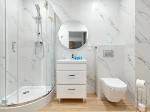 Poznań Airport Comfy Apartment by BookingHost, photo 8 of 10