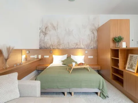 Stylish Apartment Near the Old Market Square in Poznań by Noclegi Renters, photo 8 of 10