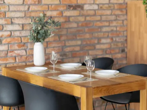 Luxury Apartment with Parking and Balcony in the City Center by Renters Prestige, photo 9 of 10