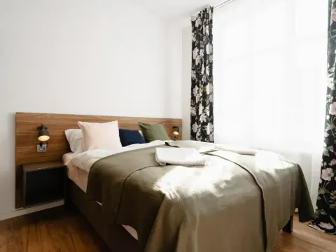 Elegant Very Berry Studios in Poznań Center by Noclegi Renters, photo 5 of 10
