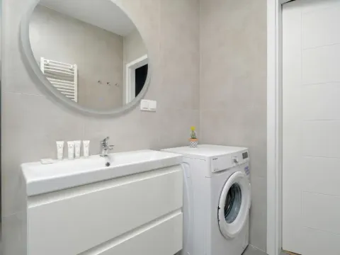 Spacious Apartment Niemena with FREE GARAGE by Noclegi Renters, photo 7 of 10