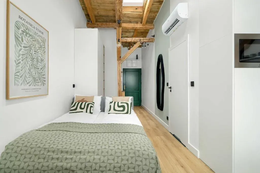 Przytulne Studio w Poznaniu z Klimatyzacją by Noclegi Renters, photo 1 of 10