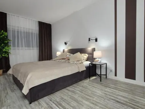 Garbary 100 White Apartment, free parking, self check-in 24h, air-conditioning, photo 5 of 10
