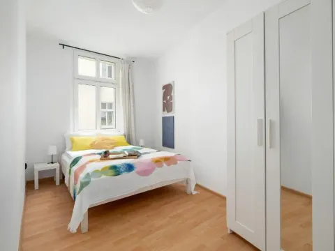 Cozy Apartment in the City Center Near the Old Market Square by Noclegi Renters, photo 2 of 10