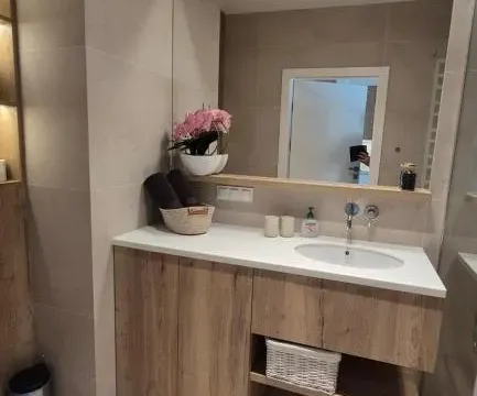 Luxurious Cinnamon Apartment, self check-in 24h, free parking, air-conditioning, photo 10 of 10