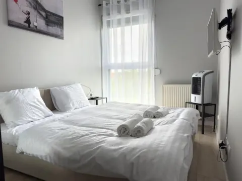 RentPlanet - Apartament przy Lotnisku, photo 2 of 10