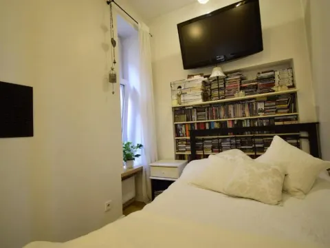 Style & Center Spot, photo 7 of 10